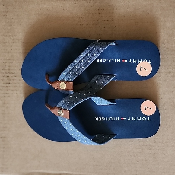 Tommy Hilfiger slipper NWOT - Picture 1 of 2